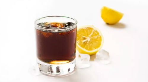 即將過期食品在最后一天能否食用？特別探討酒精飲料（含脫醇酒）